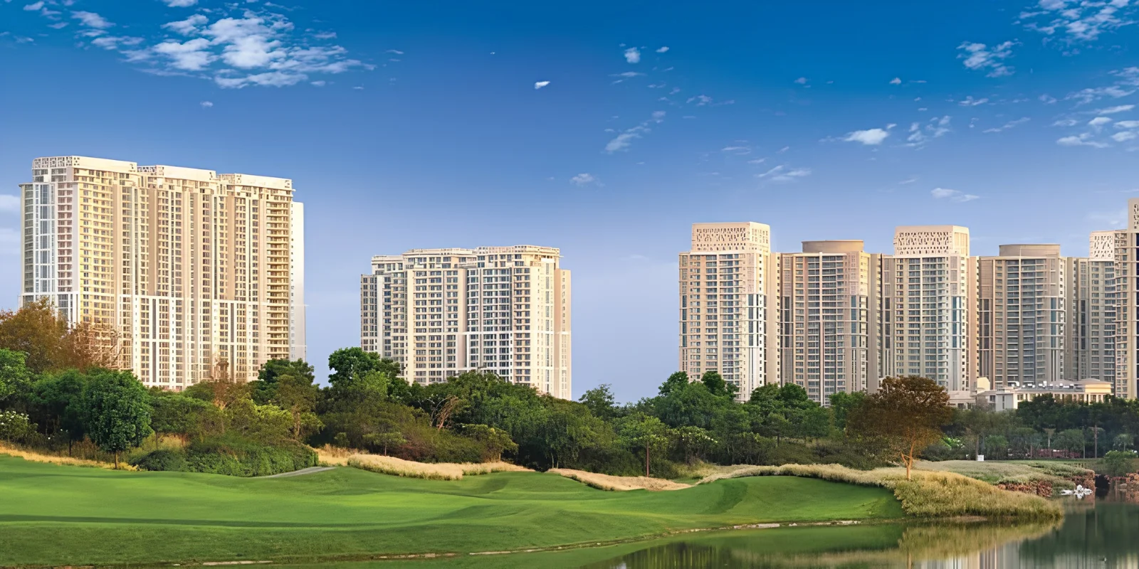 DLF The Crest luxury interior and exterior perspective 1 in Sector 54 Gurugram